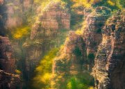 4月4日-太行连翘季 | 南太行北扒绝梯+黑毛沟+白陉古道+七星潭+抱犊天梯+凤凰大峡谷/坎坷之路莫回头-挑战攀爬-徒步登山穿越-强度中级/3天徒步